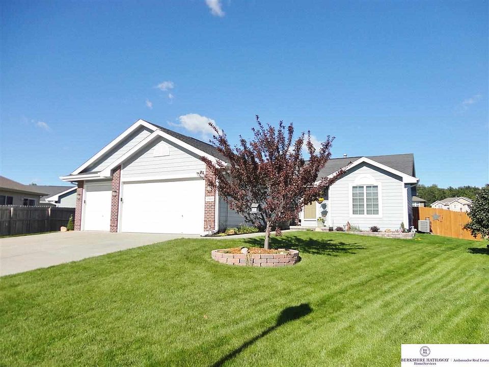 1st image of 21414 Amber Dr