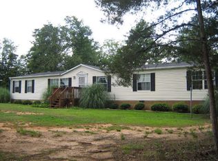 201 S Main St, Stephens, GA 30667