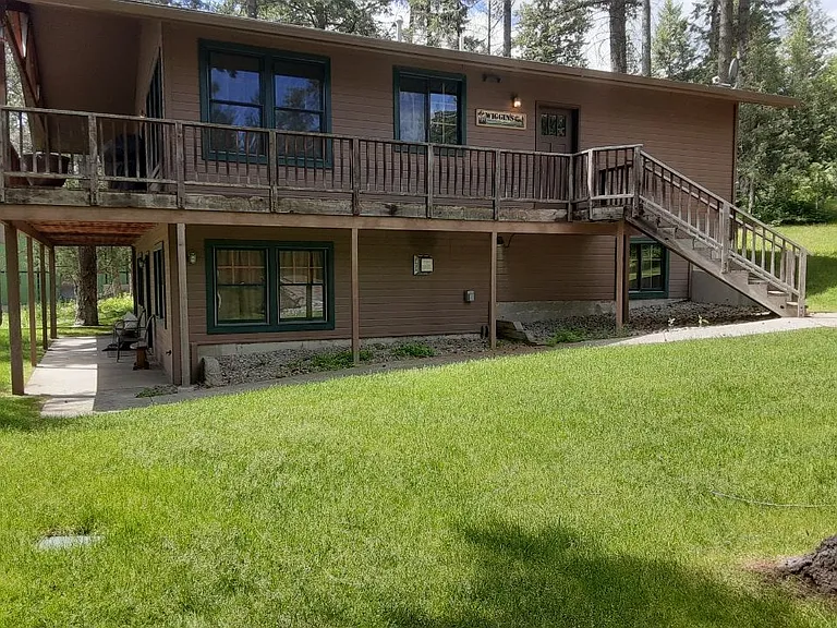 268 Lakeview Dr — Photo 2