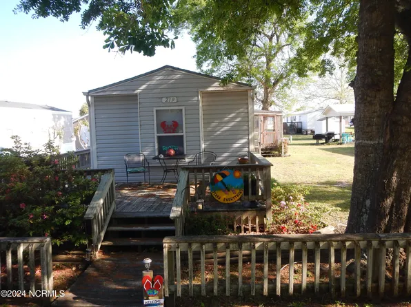 219 Goose Creek Boulevard, Newport, NC 28570