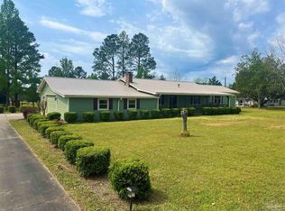 70 Crossley Ln, Brewton, AL 36426