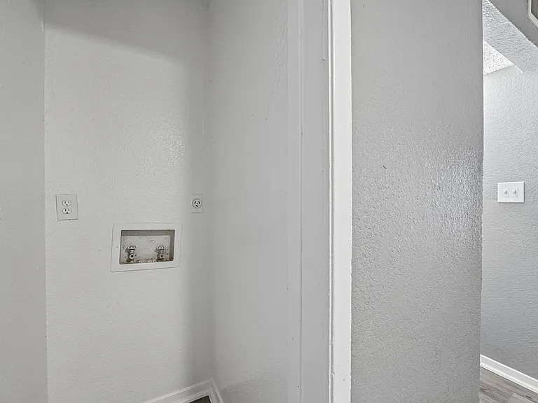 Chase — Photo 41