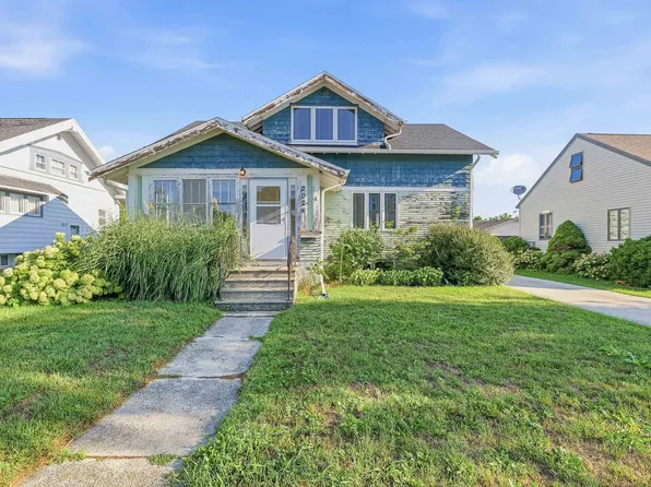2024 Illinois Ave, New Holstein, WI 53061