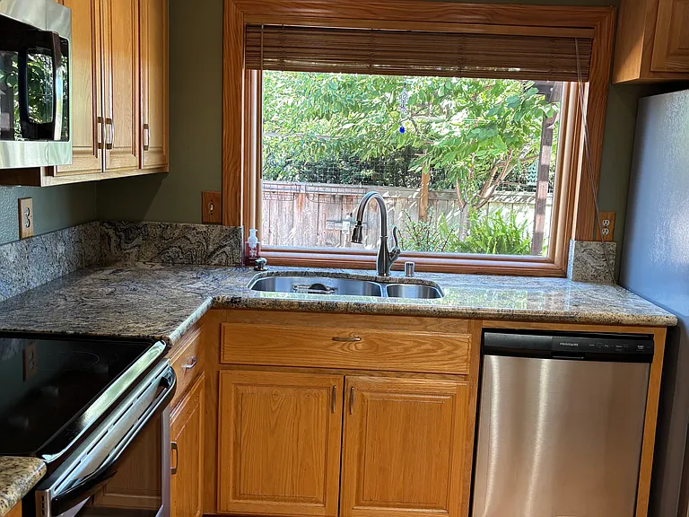 2236 Stillcreek Ct — Photo 3