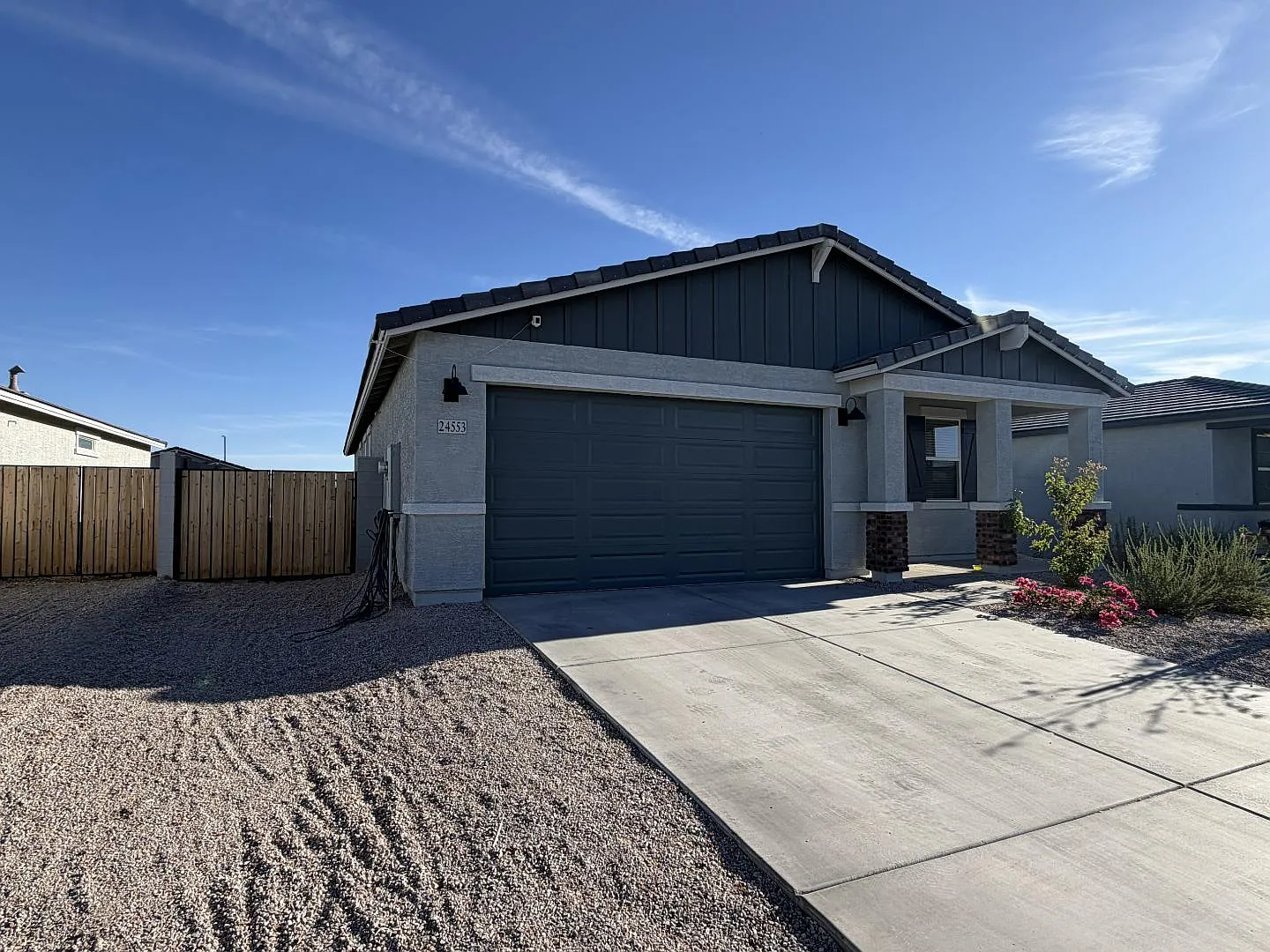 24553 W Hopi St — Photo 2