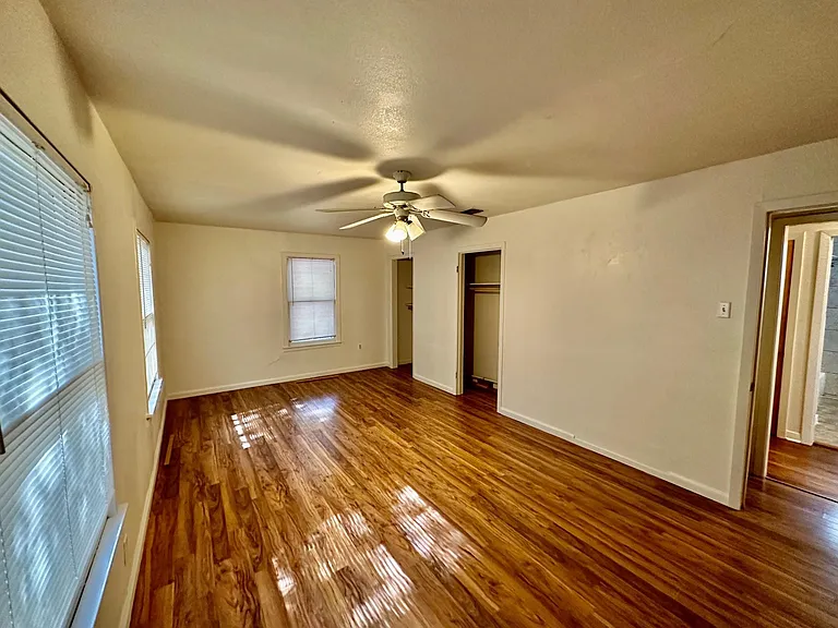 931 Cheatham St — Photo 15