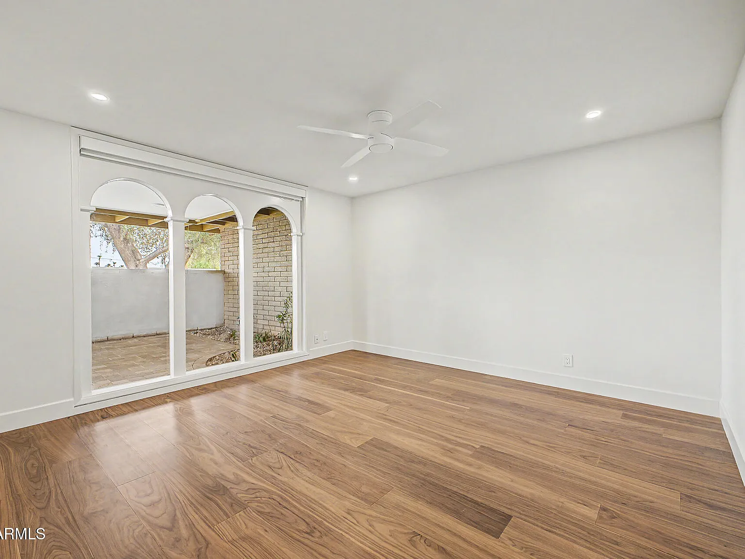 2 bed, 2.0 bath, 1730 sqft, $3,895 — Photo 2