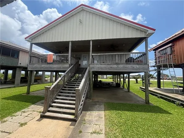 153 W Kass Ln, Pt Sulphur, LA 70083