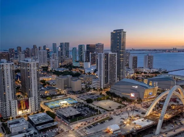 20 NE 11th St #4202, Miami, FL 33132