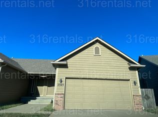 2345 S Goebel Cir, Wichita, KS 67207