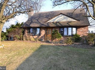 2867 Norcom Rd, Philadelphia, PA 19154