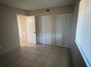 6120 Hill Dr E #205, West Palm Beach, FL 33415