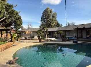 1082 W San Ramon Ave, Fresno, CA 93711