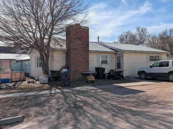 300 3rd Avenue, Edgemont, SD 57735