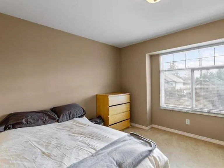 23605 Dewdney Trunk Rd — Photo 14