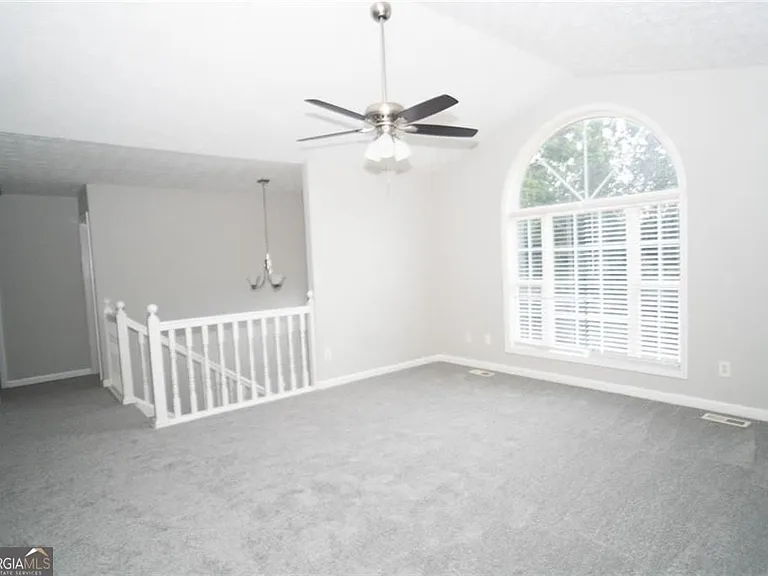 52 Fieldstone Ct — Photo 30