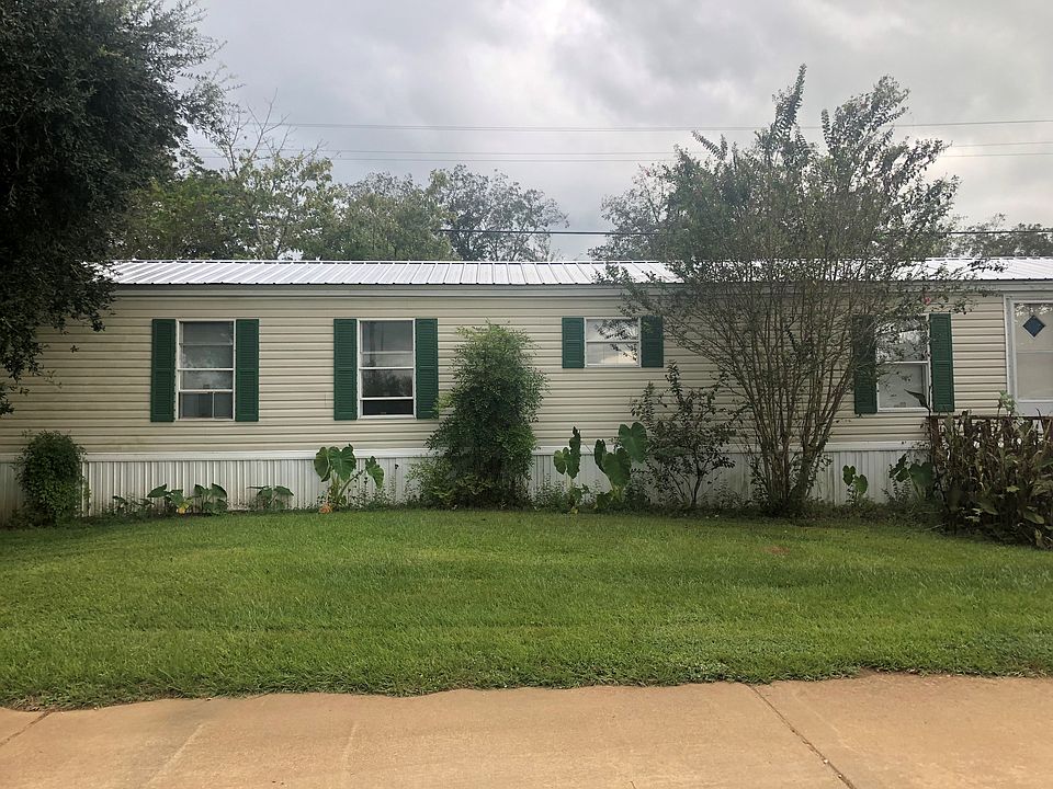 2nd image of 13405 Sea Breeze Blvd
