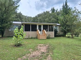 5252 Peacock Dr, Milton, FL 32570