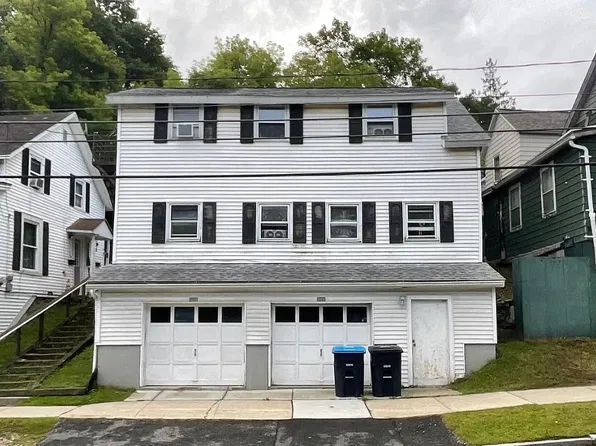 180 Center St #164A, Lee, MA 01238