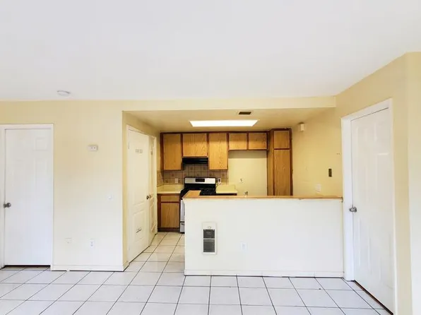 2039 Dairy Mart Rd Unit 7, San Diego, CA 92173