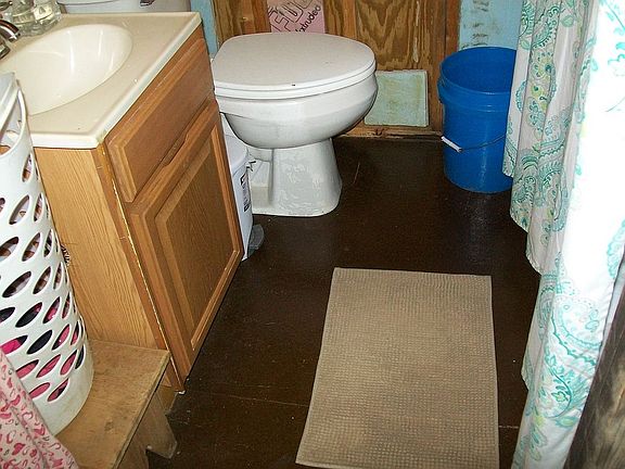 4th image of 1145 Madison 3040 St #3040