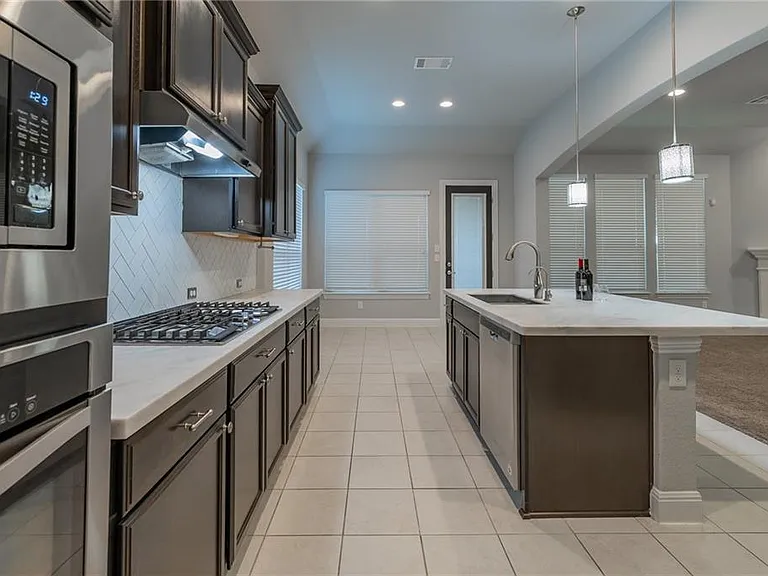 100 Orange Mimosa Ln — Photo 33