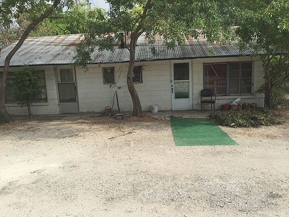 4th image of 521 SW 34th St APT 1