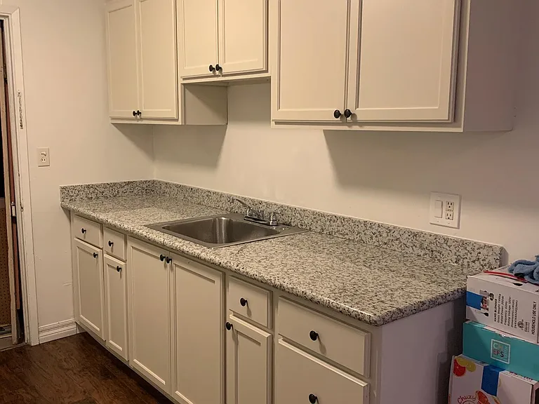 9940 Walnut St — Photo 3