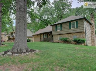 11613 McGee St, Kansas City, MO 64114