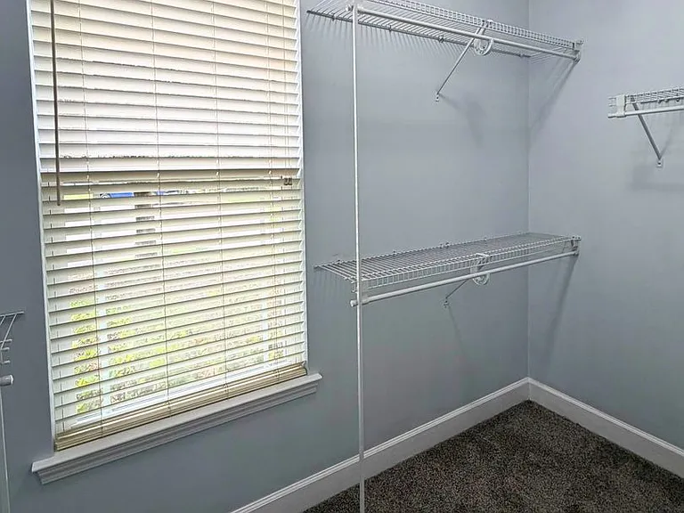 114 Paradise Ct — Photo 24