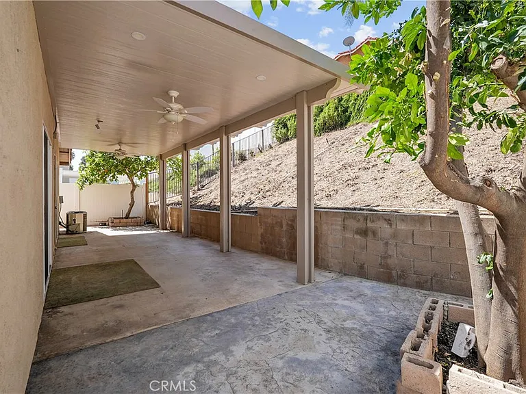 23175 Canyon Pines Pl — Photo 33