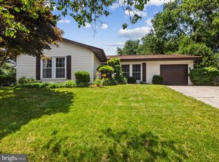 1933 Huguenot Pl, Severn, MD 21144