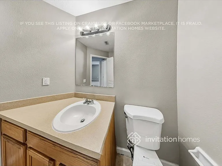 30237 Glenham Ct — Photo 16