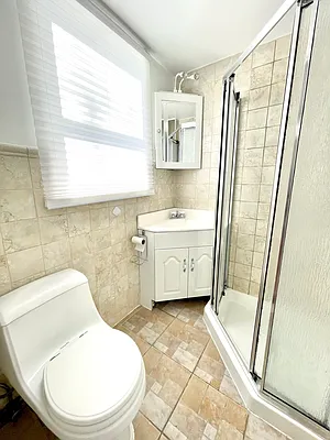 Rented by Compass | media 14