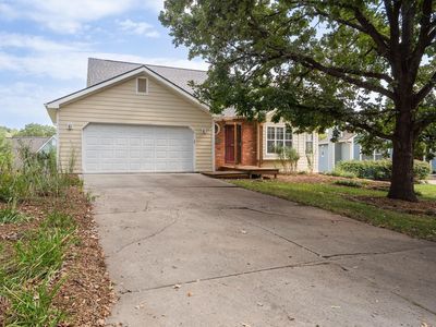 4812 Tempe St, Lawrence, KS, 66047
