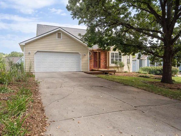 4812 Tempe St, Lawrence, KS 66047