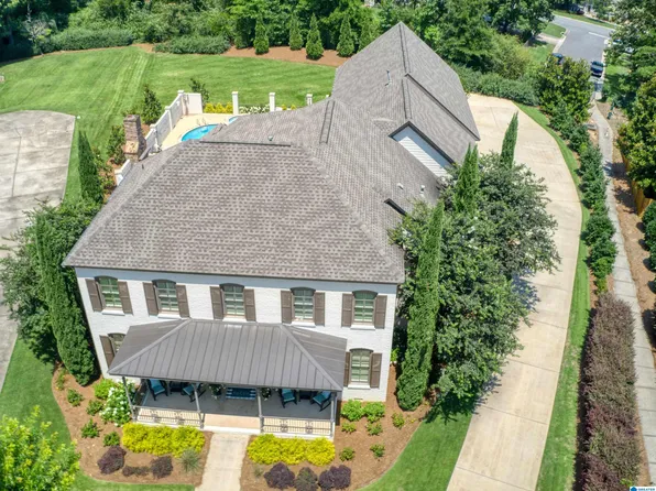458 Founders Park Dr E, Hoover, AL 35226