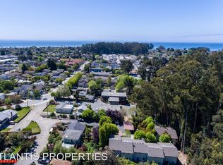 985 30th Ave APT 03, Santa Cruz, CA 95062