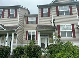 2300 Graystone Dr, Joliet, IL