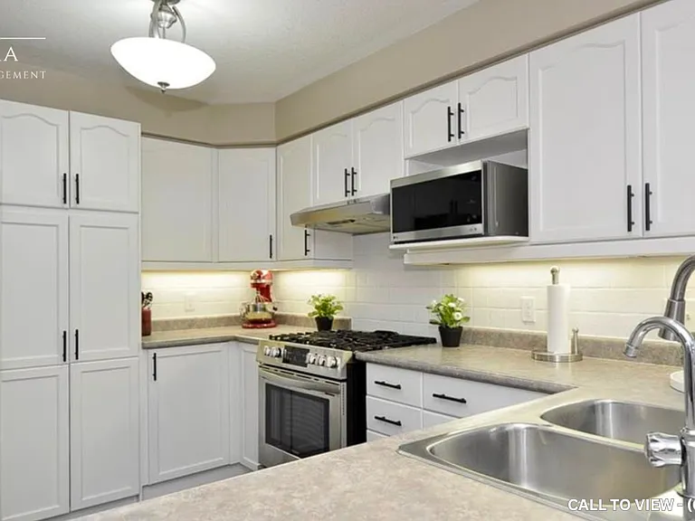4 Decaro Cres #1 — Photo 8