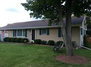 17 Seneca Dr, Horseheads, NY 14845