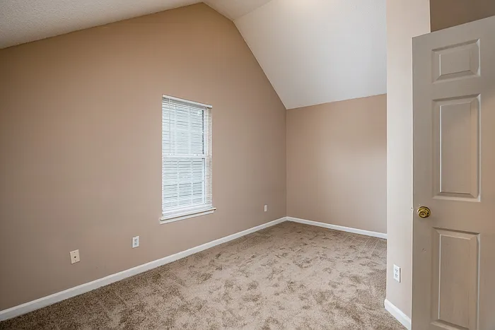 951 Grass Hollow Ct — Photo 11