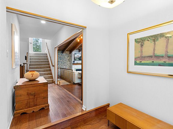 5th image of 1344 Ponderosa Dr
