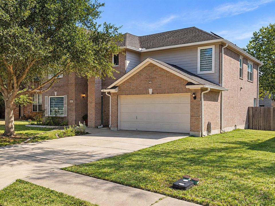 1st image of 807 Yellowstone Dr