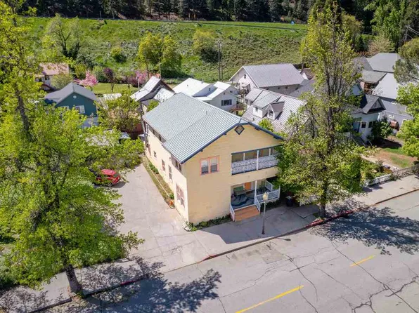 5423 Dunsmuir Ave, Dunsmuir, CA 96025