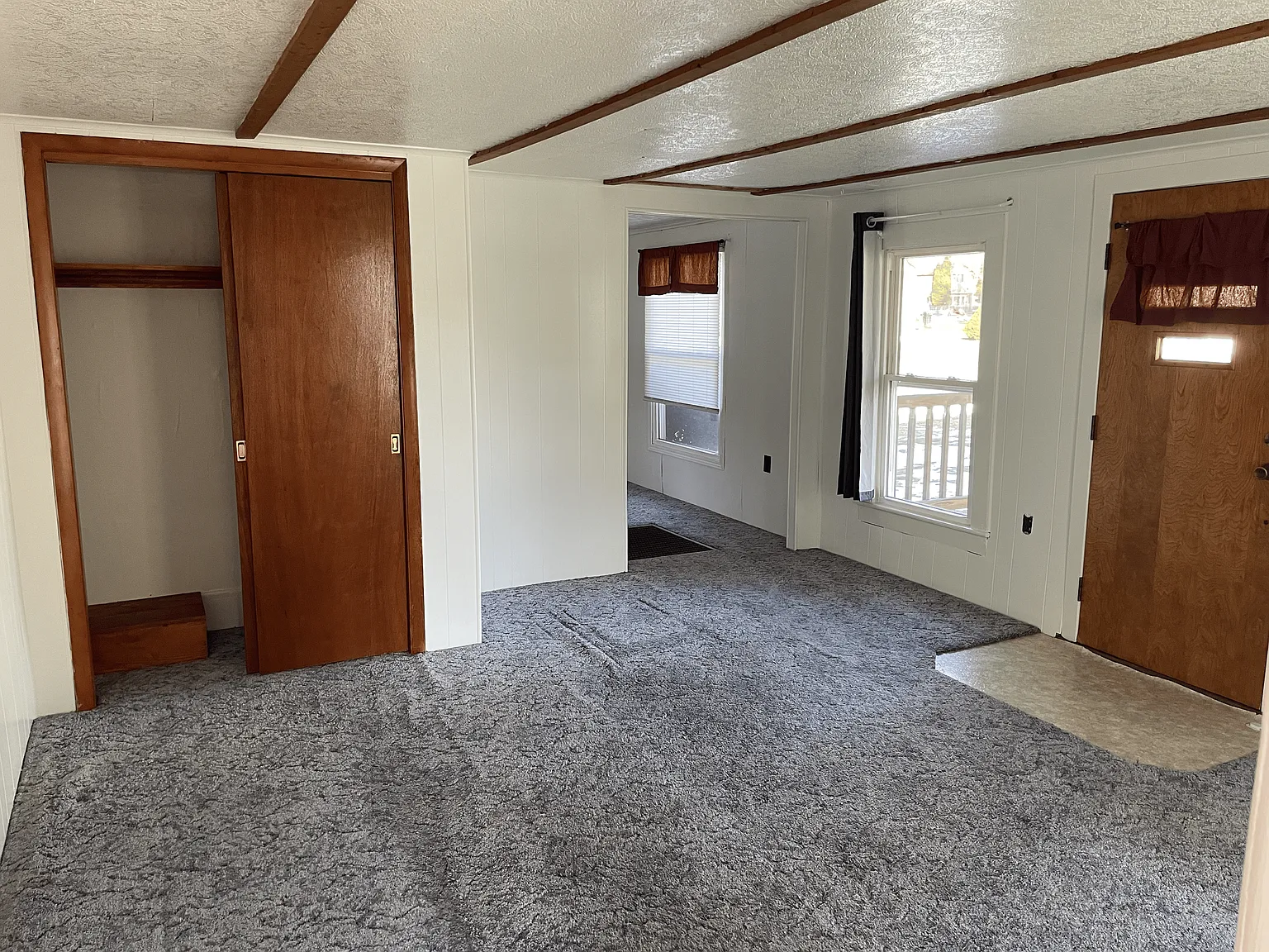 1 bed, 759 sqft, $900 — Photo 4