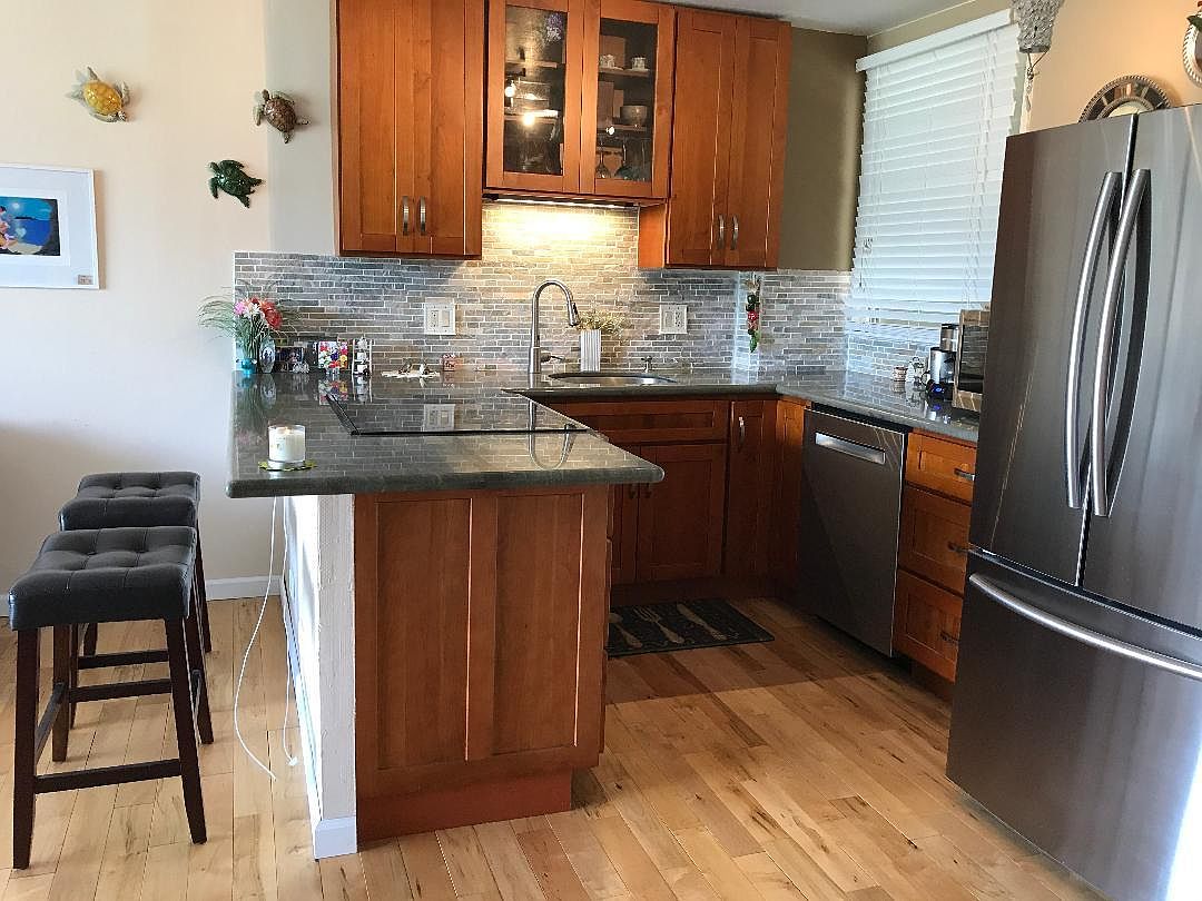 2355 Ala Wai Blvd APT 706,