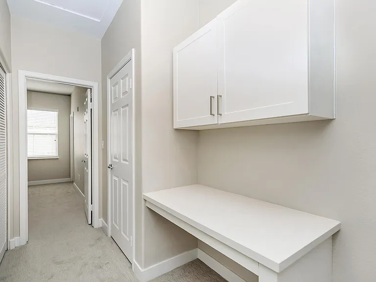 Bellecour Way Apartment Homes — Photo 54