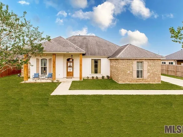 14338 Summer Place Dr, Gonzales, LA 70737