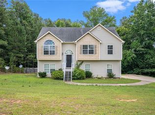 155 Liberty Bell Ln, Griffin, GA 30224